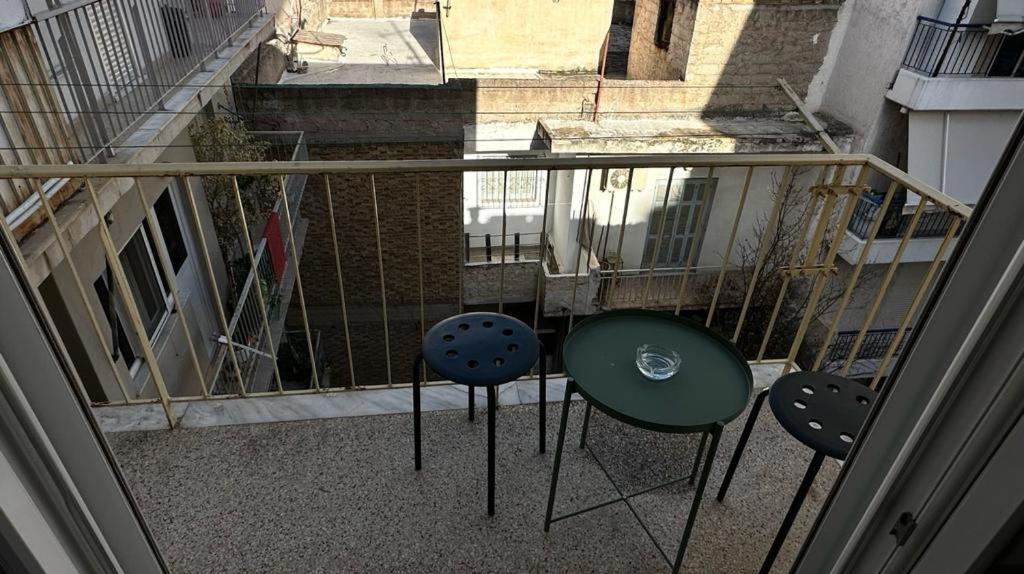 Minimal Apartment Next To The Center Atena Exterior foto